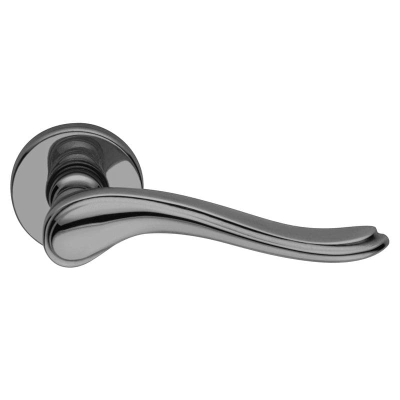 Maniglia con rosetta e bocchetta